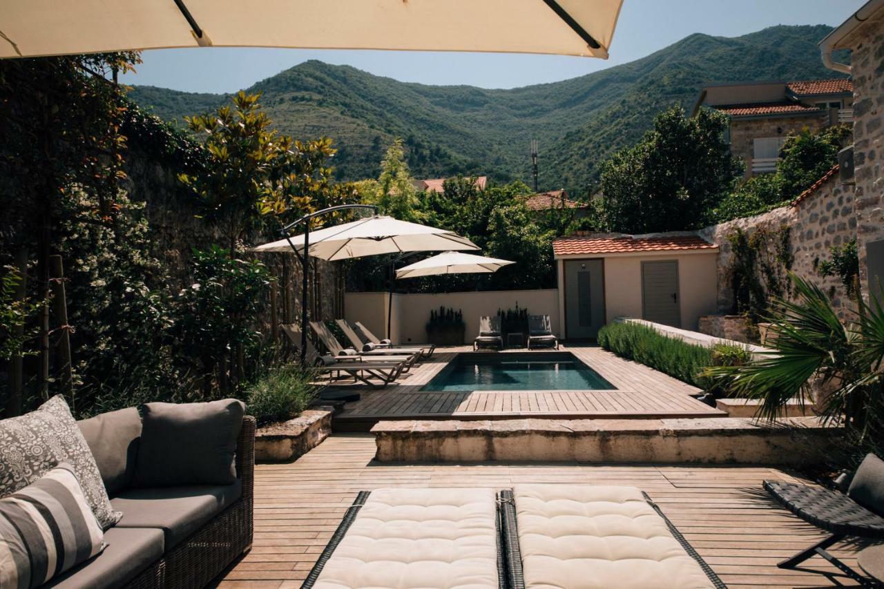 Palazzo Sbutega Bed & Breakfast Kotor Eksteriør bilde
