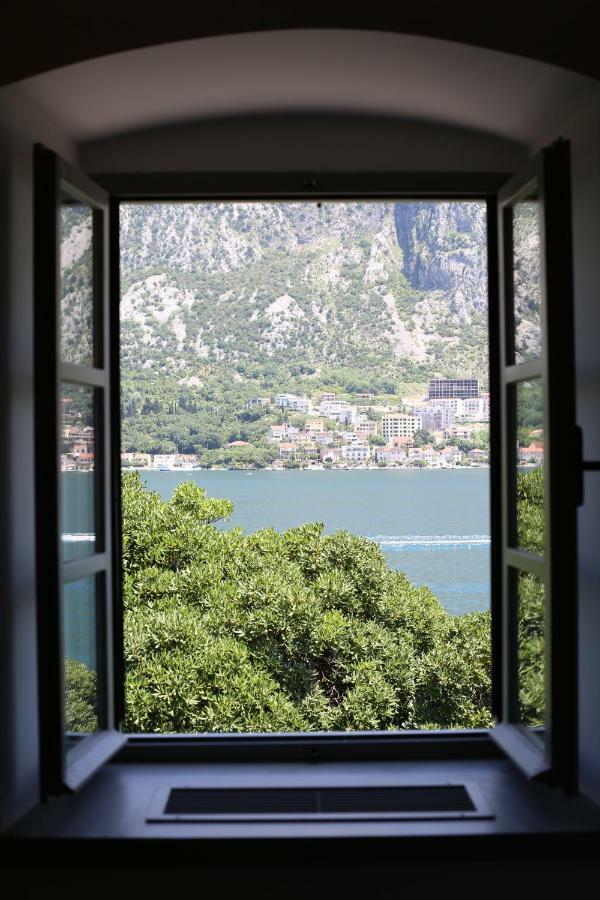 Palazzo Sbutega Bed & Breakfast Kotor Eksteriør bilde