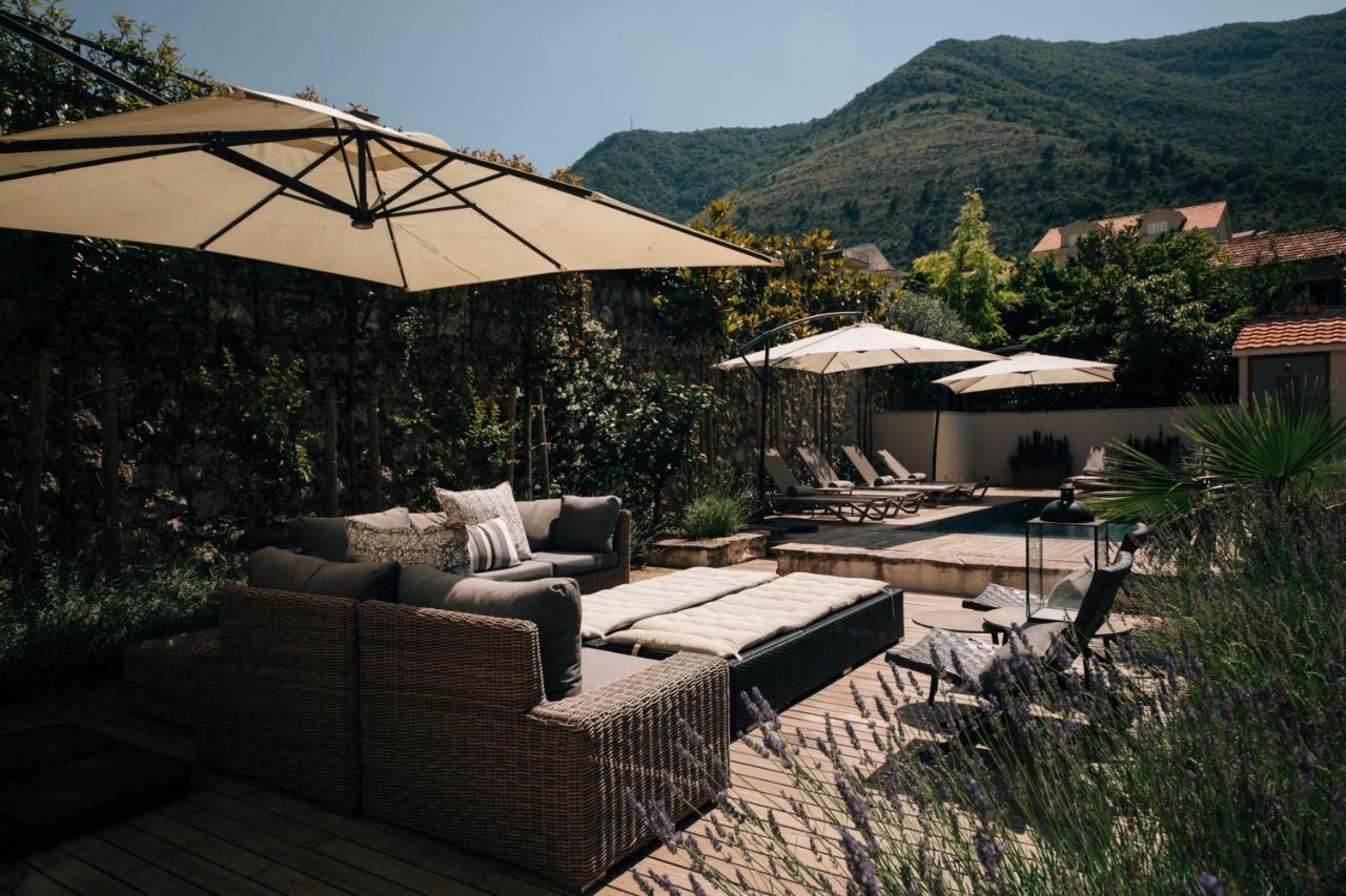 Palazzo Sbutega Bed & Breakfast Kotor Eksteriør bilde