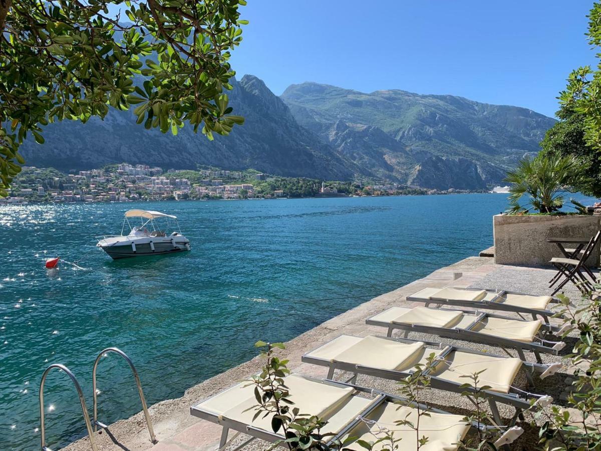 Palazzo Sbutega Bed & Breakfast Kotor Eksteriør bilde